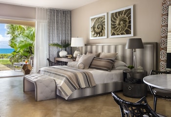 Hotel Grace Bay 1 Bedroom Suite -Adults Only