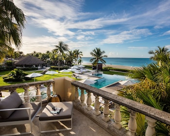 Hotel Luxury 1 Bedroom Suite -Adults Only