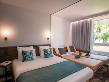 Superior Room, Garden View (Garden Side)