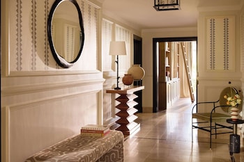 Suite (Strelitzia)