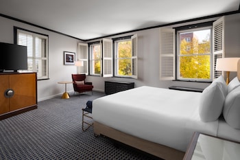 Suite, 1 King Bed