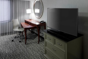 Room, 2 Double Beds (Mobility/Hearing Accessible, Tub)