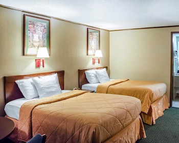 Standard Room, 2 Double Beds, Smoking