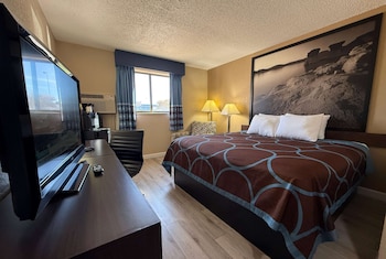 Room, 1 King Bed, Non Smoking