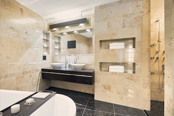 Superior Double Room, Forrest/ Courtyard Side, partially balcony, Spa Access (12 years+)