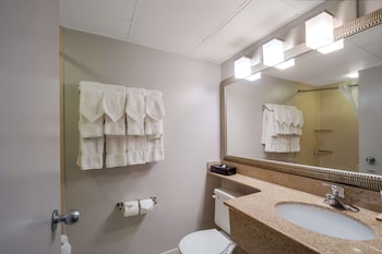 Room, 2 Queen Beds, Accessible, Non Smoking (Roll-in Shower)