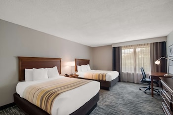 Suite, 2 Queen Beds, Non Smoking