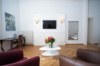 Superior Room with Balcony and Lake View
