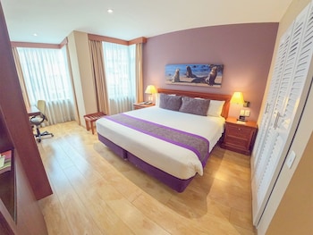 Superior Room, 1 King Bed