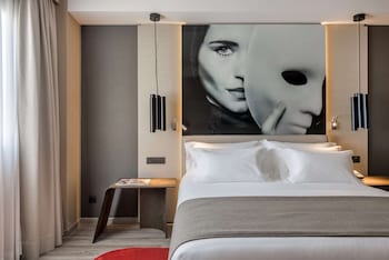 Superior Room (With Views)