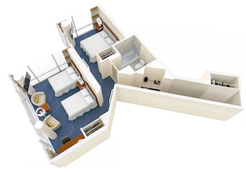 Family Room, 1 King Bed (1 King, and 2 Doubles)