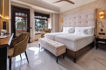 Deluxe Room (Superior)