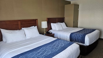 Standard Room, 2 Queen Beds, Non Smoking