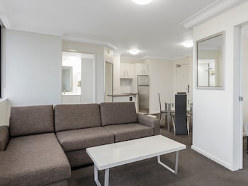 Superior One-Bedroom Apartment