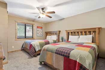 3-BD Lake View Condo W/ Loft - Penthouse Suite - 1115