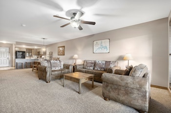 Condo, 1 Bedroom (#1104B)