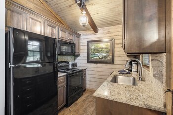 2-BD Cabin #16
