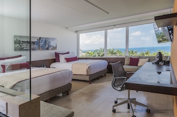 Standard Room, 2 Queen Beds, Ocean View