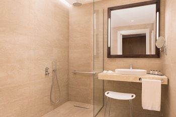 Superior Room, 1 King Bed