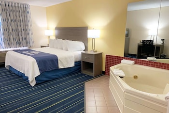 Suite, 1 King Bed, Non Smoking, Jetted Tub