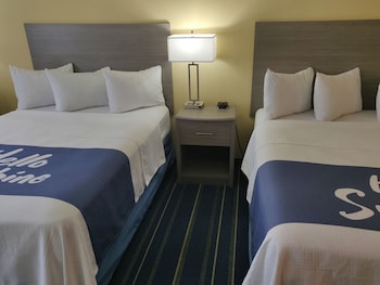 Room, 2 Queen Beds, Non Smoking (Pet-Friendly)