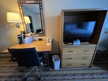2 Queen Beds Non-Smoking Room