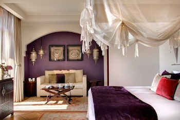 Suite, 1 King Bed, Terrace, Sea View (Hillside)