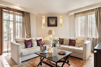 Suite, Balcony, Garden View (Hillside)