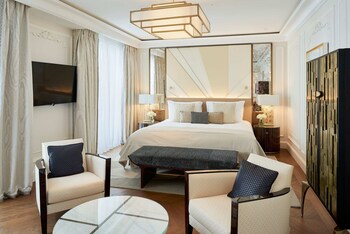 Deluxe Suite 442 - City view