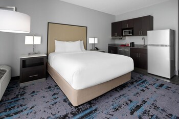 Room, 1 Queen Bed, Non Smoking (Mobility, Roll-in Shower)