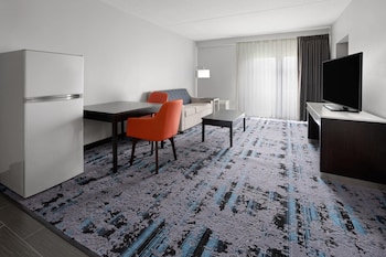 Suite, 2 Queen Beds, Non Smoking