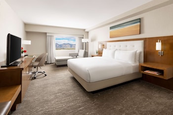 Room, 1 King Bed, High Floor