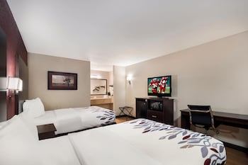 Deluxe Room, 2 Double Beds, Smoking