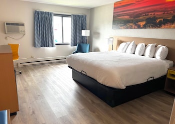 Standard Room, 1 King Bed