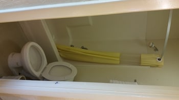 Standard Room, 2 Double Beds, Non Smoking