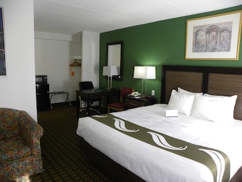 Standard Room, 1 King Bed, Non Smoking