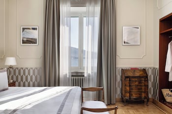 Signature Suite (Marconi)
