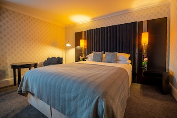 Club Double Room, 1 King Bed