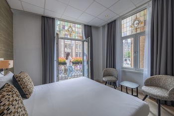 Superior Room, City View