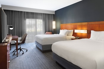 Room, 2 Queen Beds (Hearing Accessible)