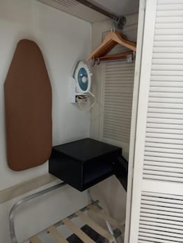 Suite, 2 Double Beds, City View (Master Suite)