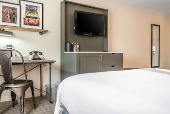 Standard Room, 2 Queen Beds, Non Smoking