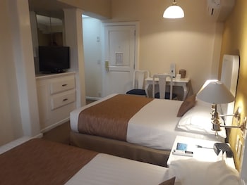 Standard Room, 2 Double Beds