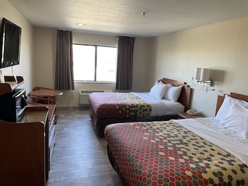 Standard Room, 2 Queen Beds, Non Smoking