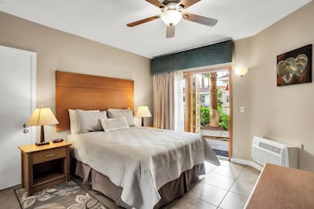 Standard Room, 1 Queen Bed