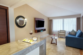 Suite (Master)