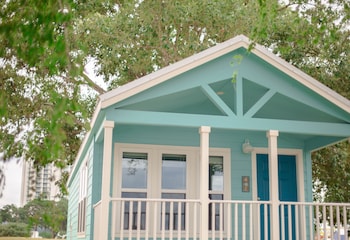 Lake Cottage