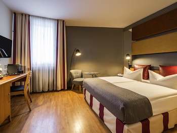 Superior Room, 1 Queen Bed