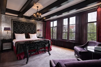 Deluxe Room, Jetted Tub, Canal View