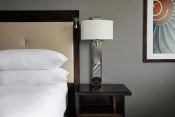 Room, 1 King Bed, Tower